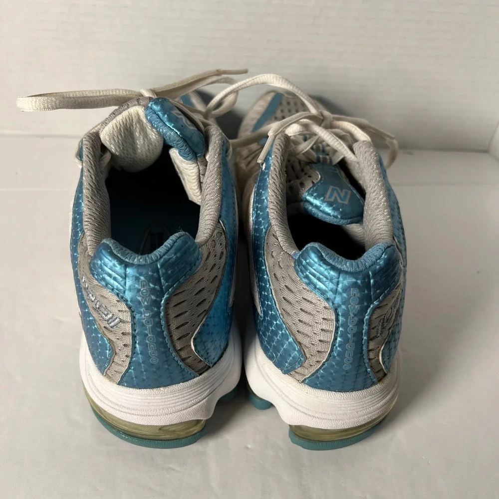 RARE New Balance WR1001BL Womens 8.5‎ B Running Shoes Silver Metallic Blue VTG